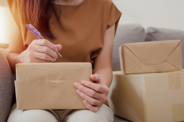 How to Label a Box for Shipping: Everything You Should Know